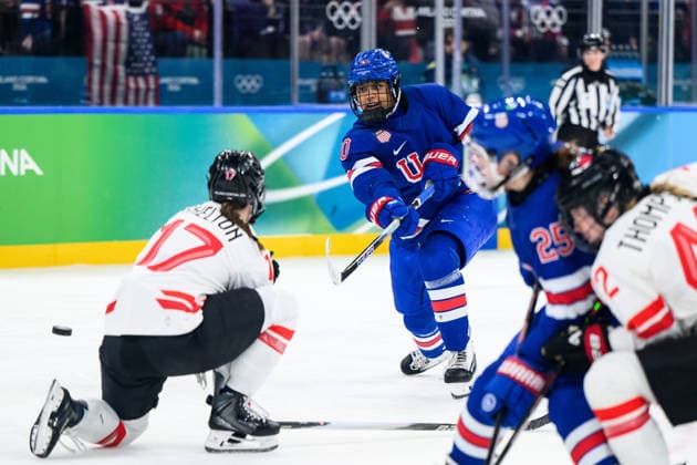 260219 Laila Edwards of USA in the women s Ice hockey, Eishockey final game between USA and Canada during day 13 of the 2026 Winter Olympics on February 19, 2026 in Milan. Photo: Carl Sandin BILDBYRAN kod CS EW0643 ishockey ice hockey Olympic Games, Olympische Spiele, Olympia, OS olympics winter olympics os ol olympiska spel vinter-os olympiske leker milano cortina 2026 milan cortina 2026 milano cortina 2026 olympic games milano cortina 2026 winter olympic games milano cortina-os milano cortina-ol vinter-ol 13 bbeng dam usa kanada canada final *** 260219 Laila Edwards of USA in the women s ice hockey final game between USA and Canada during day 13 of the 2026 Winter Olympics on February 19, 2026 in Milan Photo Carl Sandin BILDBYRAN kod CS EW0643 ishockey ice hockey olympic games olympics winter olympics os ol olympiska spel vinter os olympiske leker milano cortina 2026 milan cortina 2026 milano cortina 2026 olympic games milano cortina 2026 winter olympic games milano cortina os milano cortina ol vinter ol 13 bbeng dam usa kanada canada final  Copyright: CARLxSANDIN BB260219CS088