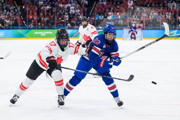 260219 Ella Shelton of Canada and Tessa Janecke of USA in the women s Ice hockey, Eishockey final game between USA and Canada during day 13 of the 2026 Winter Olympics on February 19, 2026 in Milan. Photo: Carl Sandin BILDBYRAN kod CS EW0643 ishockey ice hockey Olympic Games, Olympische Spiele, Olympia, OS olympics winter olympics os ol olympiska spel vinter-os olympiske leker milano cortina 2026 milan cortina 2026 milano cortina 2026 olympic games milano cortina 2026 winter olympic games milano cortina-os milano cortina-ol vinter-ol 13 bbeng dam usa kanada canada final *** 260219 Ella Shelton of Canada and Tessa Janecke of USA in the women s ice hockey final game between USA and Canada during day 13 of the 2026 Winter Olympics on February 19, 2026 in Milan Photo Carl Sandin BILDBYRAN kod CS EW0643 ishockey ice hockey olympic games olympics winter olympics os ol olympiska spel vinter os olympiske leker milano cortina 2026 milan cortina 2026 milano cortina 2026 olympic games milano cortina 2026 winter olympic games milano cortina os milano cortina ol vinter ol 13 bbeng dam usa kanada canada final  Copyright: CARLxSANDIN BB260219CS092