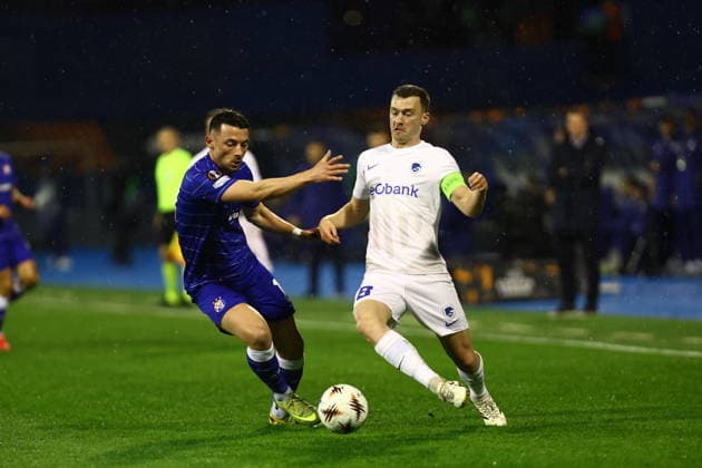 Zagreb, Croatia, 19.2.2026. UEFA Europa League - KO play-oï¬Äs 1st leg - Dinamo VS Genk at Maksimir Stadium, Zagreb. Bryan HEYNEN (8) vs Arber HOXHA (11) 