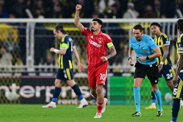 Fenerbahçe - Nottingham Forest ISTANBUL, TURKIYE - FEBRUARY 19: Morgan Gibbs-White (10) of Nottingham Forest celebrate after scoring a goal during first leg of the UEFA Europa League round of 16 play-off between Fenerbahce and Nottingham Forest at Chobani Stadium on February 19, 2026, in Istanbul, Turkiye. Serhat Cagdas Anadolu Istanbul Turkey. Editorial use only. Please get in touch for any other usage.  Copyright: x2026xAnadoluxSerhatxCagdasx
