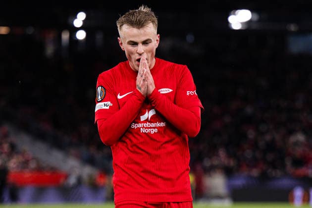 260219 Kristall Mani Ingason of Brann looks dejected during the UEFA Europa League football match between Brann and Bologna on February 19, 2026 in Bergen. Photo: Marius Simensen BILDBYRAN COP 238 MM0056 bbeng bologna brann depp football fotball fotboll soccer uefa europa league Copyright: MARIUSxSIMENSEN BB260219ZF070