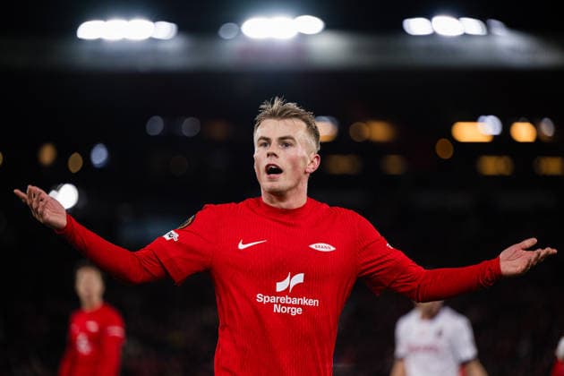 260219 Kristall Mani Ingason of Brann during the UEFA Europa League football match between Brann and Bologna on February 19, 2026 in Bergen. Photo: Marius Simensen BILDBYRAN COP 238 MM0056 bbeng bologna brann football fotball fotboll soccer uefa europa league Copyright: MARIUSxSIMENSEN BB260219ZN071