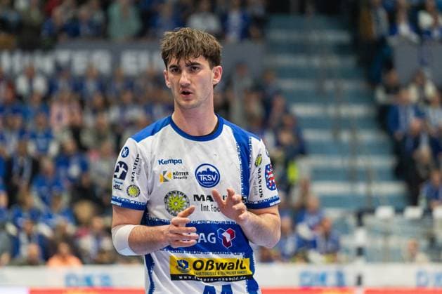 Szene mit Stephan Seitz (44; ThSV Eisenach) auf dem Spielfeld in der Partie zwischen VfL Gummersbach und ThSV Eisenach am 22. Spieltag in der DAIKIN HBL. Stephan Seitz (44; ThSV Eisenach) in Aktion