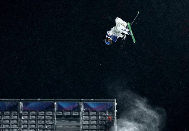(260219) -- LIVIGNO, Feb. 19, 2026 -- Gu Ailing of China competes during the qualification of freestyle skiing women s freeski halfpipe at the Milan-Cortina 2026 Olympic Winter games, Winterspiele,Spiele, Summer games in Livigno, Italy, Feb. 19, 2026. ) (MICO2026)ITALY-LIVIGNO-OLYMPIC WINTER GAMES-FREESTYLE SKIING-WOMEN S FREESKI HALFPIPE-QUALIFICATION WangxPeng 