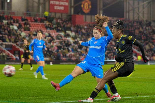 Manchester United, ManU Women v AtlÃ tico de Madrid Femenino, Leigh, UK - 19 {iptcmonthname3} 2026 Melvine Malard of Manchester United Women crosses the ball during the UEFA Women s Champions League, Knockout Round Play-Off Second Leg match between Manchester United Women and AtlÃ tico de Madrid Femenino at Leigh Sports Village, Leigh on 19 February 2026 ( Leigh Leigh Sports Village Greater Manchester England Copyright: xStevexFlynn PPAUKx PPA-249510