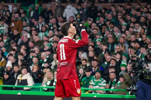 Fussball UEFA Europa League 2025 - 2026, Play-Offs Hinspiel - Celtic FC Glasgow vs VfB Stuttgart - Celtic Park Stadion (Glasgow, Schottland): Tor und Torjubel zum 0:1 durch Bilal El Khannouss (VfB Stuttgart, 11) Freude, Emotionen, Jubel Copyright: xJOERANxSTEINSIEKx
