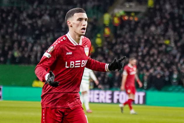 Fussball UEFA Europa League 2025 - 2026, Play-Offs Hinspiel - Celtic FC Glasgow vs VfB Stuttgart - Celtic Park Stadion (Glasgow, Schottland): Tor und Torjubel zum 0:1 durch Bilal El Khannouss (VfB Stuttgart, 11) Freude, Emotionen, Jubel Copyright: xJOERANxSTEINSIEKx