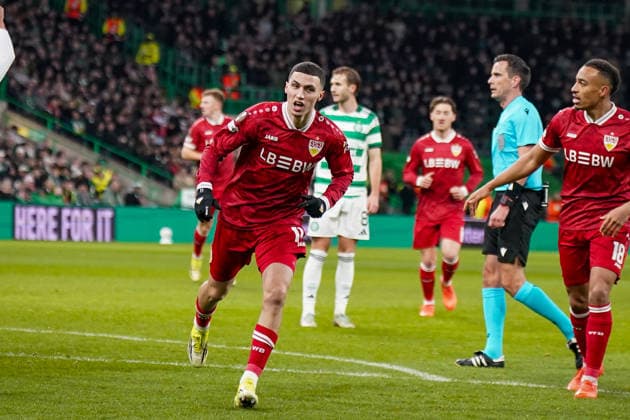 Fussball UEFA Europa League 2025 - 2026, Play-Offs Hinspiel - Celtic FC Glasgow vs VfB Stuttgart - Celtic Park Stadion (Glasgow, Schottland): Tor und Torjubel zum 0:1 durch Bilal El Khannouss (VfB Stuttgart, 11) Freude, Emotionen, Jubel Copyright: xJOERANxSTEINSIEKx