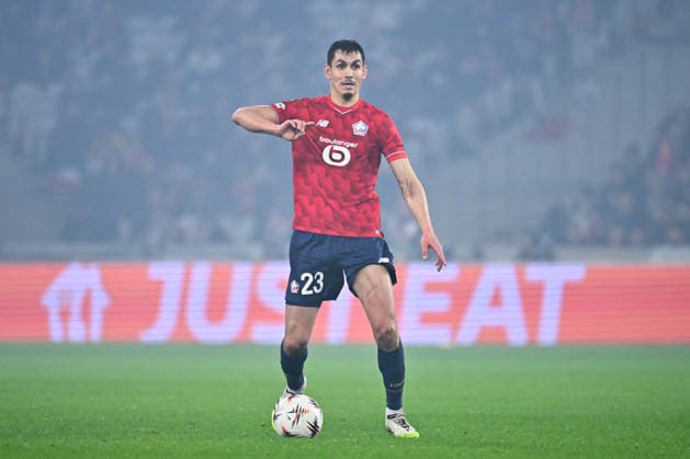 FOOTBALL : Lille vs Etoile Rouge Belgrade - Europa League - Lille - 19 02 2026 Aissa Mandi ( 23 - Lille ) during the UEFA Europa League match between Lille OSC and Red Star Belgrade at Stade Pierre Mauroy on February 19, 2026 in Lille, France. ( Photo by Federico Pestellini PsnewZ ) - LilleFrance  Copyright: xFedericoxPestellinix