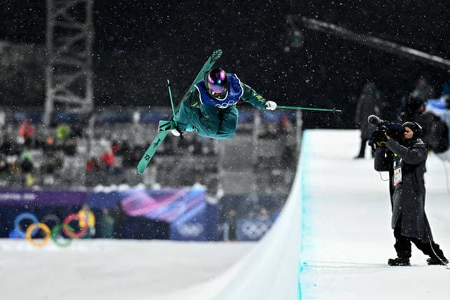 2026 WINTER Olympic Games, Olympische Spiele, Olympia, OS Indra Brown of Australia during her second run in the Women™s Freeski Halfpipe qualifier at Livigno Snow Park, on day 13 of the 2026 Milano Cortina Winter Olympic Games in Italy, Wednesday, February 18, 2026. ( NO ARCHIVING LIVIGNO SONDRIO ITALY  Copyright: xDANxHIMBRECHTSx 20260220149593285477