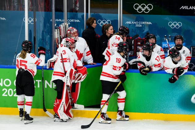 260219 Players of Canada look dejected after the women s Ice hockey, Eishockey final game between USA and Canada during day 13 of the 2026 Winter Olympics on February 19, 2026 in Milan. Photo: Carl Sandin BILDBYRAN kod CS EW0643 ishockey ice hockey Olympic Games, Olympische Spiele, Olympia, OS olympics winter olympics os ol olympiska spel vinter-os olympiske leker milano cortina 2026 milan cortina 2026 milano cortina 2026 olympic games milano cortina 2026 winter olympic games milano cortina-os milano cortina-ol vinter-ol 13 bbeng dam usa kanada canada final depp *** 260219 Players of Canada look dejected after the women s ice hockey final game between USA and Canada during day 13 of the 2026 Winter Olympics on February 19, 2026 in Milan Photo Carl Sandin BILDBYRAN code CS EW0643 ice hockey ice hockey olympic games olympics winter olympics os ol olympic games winter os olympic games milano cortina 2026 milan cortina 2026 milano cortina 2026 olympic games milano cortina 2026 winter olympic games milano cortina os milano cortina ol winter ol 13 bbeng dam usa kanada canada final depp  Copyright: CARLxSANDIN BB260219CS117