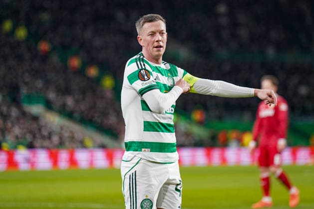 Fussball UEFA Europa League 2025 - 2026, Play-Offs Hinspiel - Celtic FC Glasgow vs VfB Stuttgart - Celtic Park Stadion (Glasgow, Schottland): Callum McGregor (Celtic Glasgow, 42) Copyright: xJOERANxSTEINSIEKx
