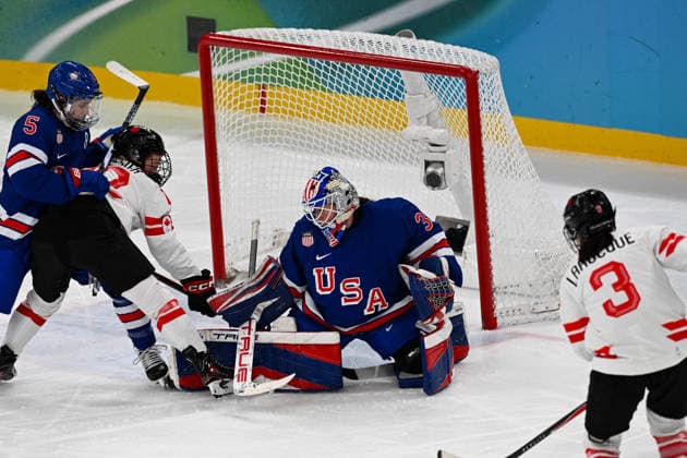 Winter Olympics - USA v Canada At Women s Hockey Final Team Canada v Team USA during the Women s Gold Medal match between the United States and Canada on day 13 of the Milano Cortina 2026 Winter Olympic Games, Olympische Spiele, Olympia, OS at Milano Santagiulia Ice hockey, Eishockey Arena on February 19, 2026 in Milan, Italy. Photo by JMP ABACAPRESS.COM Milan Italy  Copyright: xJMP ABACAx
