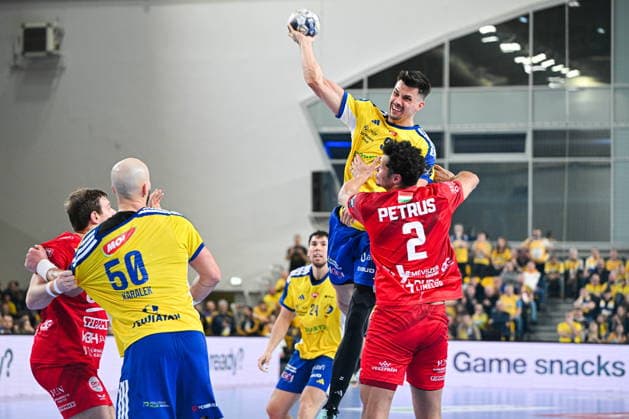 KIELCE 19.02.2026 MECZ 11. KOLEJKA LIGA MISTRZOW PILKA RECZNA MEZCZYZN SEZON 2025 2026 INDUSTRIA KIELCE - ONE VESZPREM HC --- MENS HALDBALL EHF CHAMPIONS LEAGUE SEASON 2025 2026 MATCH: INDUSTRIA KIELCE - ONE VESZPREM HC SZYMON SICKO FOT. MICHAL TRZPIS 400MM.PL NEWSPIX.PL --- newspix.pl 