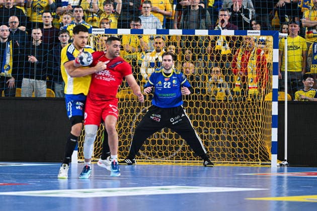 KIELCE 19.02.2026 MECZ 11. KOLEJKA LIGA MISTRZOW PILKA RECZNA MEZCZYZN SEZON 2025 2026 INDUSTRIA KIELCE - ONE VESZPREM HC --- MENS HALDBALL EHF CHAMPIONS LEAGUE SEASON 2025 2026 MATCH: INDUSTRIA KIELCE - ONE VESZPREM HC KLEMEN FERLIN FOT. MICHAL TRZPIS 400MM.PL NEWSPIX.PL --- newspix.pl 