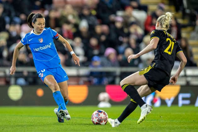 19th February 2026; Leigh Sports Village, Manchester, England; Womens Champions League Football, Manchester United, ManU versus Atletico Madrid; Amaiur Sarriegi of Atletico Madrid under pressure from Millie Turner of Manchester United Women  TimxWilliams Content restricted for UK based newspaper