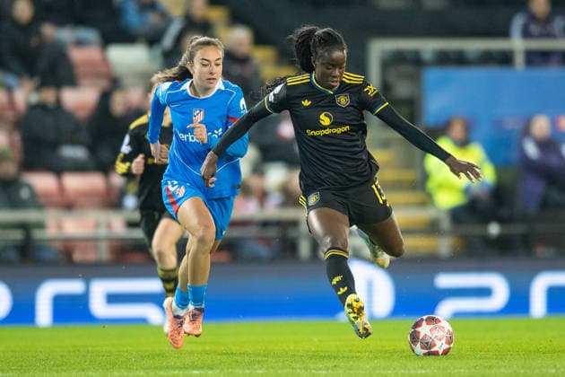 Manchester United, ManU Women v AtlÃ tico Madrid Femenino UEFA Womens Champions League Simi Awujo of Manchester United Women with a strike on goal during the UEFA Womens Champions League Round of 16 Second Leg match between Manchester United Women and AtlÃ tico Madrid Femenino at Leigh Sports Village, Leigh 19 02 2026 UK Newspapers OUT Copyright: xMattxWilkinsonx FIL-23015-0027
