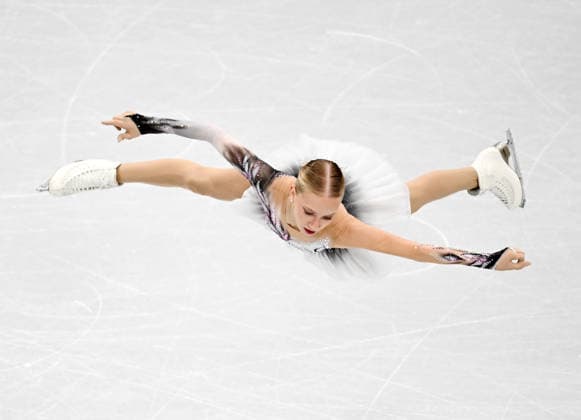 (260219) -- MILAN, Feb. 19, 2026 -- Iida Karhunen of Finland competes during the free skating match of Figure skating, Eiskunstlauf women single skating at the Milan-Cortina 2026 Olympic Winter games, Winterspiele,Spiele, Summer games in Milan, Italy, Feb. 19, 2026. ) (MICO2026)ITALY-MILAN-OLYMPIC WINTER GAMES-FIGURE SKATING-WOMEN SINGLE SKATING-FREE SKATING ChengxMin 