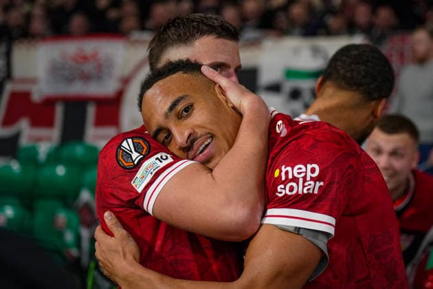 Fussball UEFA Europa League 2025 - 2026, Play-Offs Hinspiel - Celtic FC Glasgow vs VfB Stuttgart - Celtic Park Stadion (Glasgow, Schottland): Tor und Torjubel zum 1:3 durch Jamie Leweling (VfB Stuttgart, 18) Freude, Emotionen, Jubel Copyright: xJOERANxSTEINSIEKx