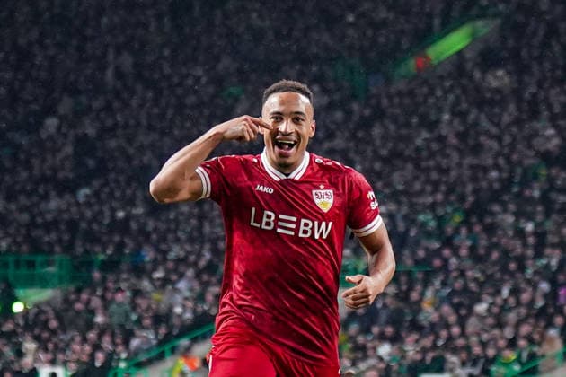 Fussball UEFA Europa League 2025 - 2026, Play-Offs Hinspiel - Celtic FC Glasgow vs VfB Stuttgart - Celtic Park Stadion (Glasgow, Schottland): Tor und Torjubel zum 1:3 durch Jamie Leweling (VfB Stuttgart, 18) Freude, Emotionen, Jubel Geste, Gestik, Emotion, Mimik, Gesichtsausdruck, Emotion Copyright: xJOERANxSTEINSIEKx