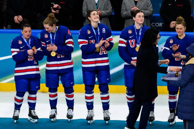260219 Megan Keller of USA with her gold medal at the medal ceremony after the women s Ice hockey, Eishockey final game between USA and Canada during day 13 of the 2026 Winter Olympics on February 19, 2026 in Milan. Photo: Carl Sandin BILDBYRAN kod CS EW0643 ishockey ice hockey Olympic Games, Olympische Spiele, Olympia, OS olympics winter olympics os ol olympiska spel vinter-os olympiske leker milano cortina 2026 milan cortina 2026 milano cortina 2026 olympic games milano cortina 2026 winter olympic games milano cortina-os milano cortina-ol vinter-ol 13 bbeng dam usa kanada canada final jubel guld *** 260219 Megan Keller of USA with her gold medal at the medal ceremony after the women s ice hockey final game between USA and Canada during day 13 of the 2026 Winter Olympics on February 19, 2026 in Milan Photo Carl Sandin BILDBYRAN code CS EW0643 ice hockey ice hockey olympic games olympics winter olympics os ol olympic games winter os olympic games milano cortina 2026 milan cortina 2026 milano cortina 2026 olympic games milano cortina 2026 winter olympic games milano cortina os milano cortina ol winter ol 13 bbeng dam usa kanada canada final jubel guld  Copyright: CARLxSANDIN BB260219CS143