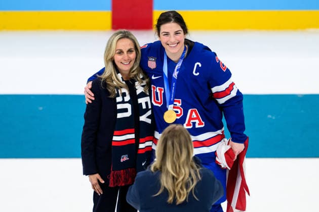 260219 Ellen hughes and Hilary Knight of USA celebrate after the women s Ice hockey, Eishockey final game between USA and Canada during day 13 of the 2026 Winter Olympics on February 19, 2026 in Milan. Photo: Carl Sandin BILDBYRAN kod CS EW0643 ishockey ice hockey Olympic Games, Olympische Spiele, Olympia, OS olympics winter olympics os ol olympiska spel vinter-os olympiske leker milano cortina 2026 milan cortina 2026 milano cortina 2026 olympic games milano cortina 2026 winter olympic games milano cortina-os milano cortina-ol vinter-ol 13 bbeng dam usa kanada canada final jubel *** 260219 Ellen Hughes and Hilary Knight of USA celebrate after the women s ice hockey final game between USA and Canada during day 13 of the 2026 Winter Olympics on February 19, 2026 in Milan Photo Carl Sandin BILDBYRAN code CS EW0643 ice hockey ice hockey olympic games olympics winter olympics os ol olympic games winter os olympic games milano cortina 2026 milan cortina 2026 milano cortina 2026 olympic games milano cortina 2026 winter olympic games milano cortina os milano cortina ol winter ol 13 bbeng dam usa kanada canada final jubilation  Copyright: CARLxSANDIN BB260219CS159