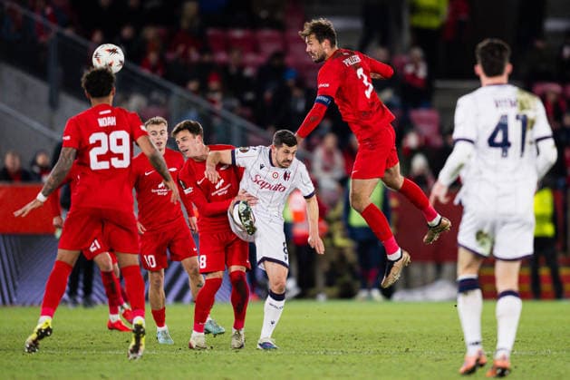 260219 Fredrik Pallesen of Brann during the UEFA Europa League football match between Brann and Bologna on February 19, 2026 in Bergen. Photo: Marius Simensen BILDBYRAN COP 238 MM0056 bbeng bologna brann football fotball fotboll soccer uefa europa league Copyright: MARIUSxSIMENSEN BB260219ZW110