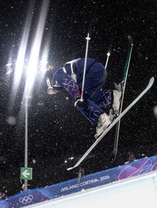 OLYMPICS - Winter Olympic Games, Olympische Spiele, Olympia, OS Milano Cortina 2026 LIVIGNO,ITALY,19.FEB.26 - OLYMPICS, FREE SKI, FREESTYLE SKIING - Winter Olympic Games Milano Cortina 2026, halfpipe, women, qualification. Image shows Zoe Atkin (GBR).  GEPAxpictures xWolfgangxGrebien