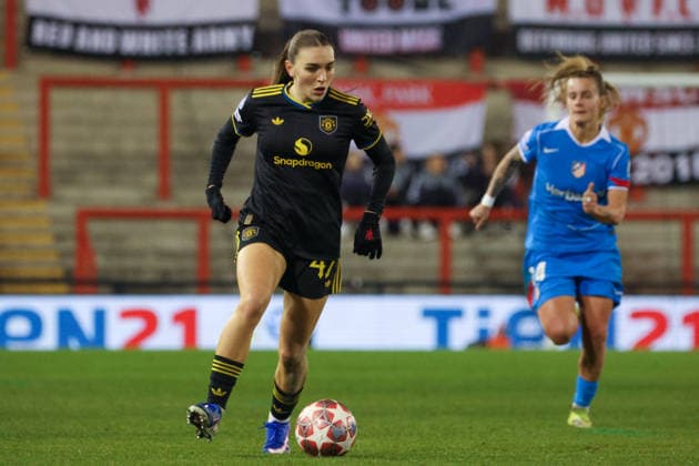 Manchester United, ManU Women v Athletico de Madrid Femenino - UEFA Women s Champions League Round of 16 Second Leg 25 26 Manchester United Women s Jessica Anderson dribbling in match against Athletico de Madrid Femenino - UEFA Women s Champions League Round of 16 Second Leg 25 26 19.02.2026 Leigh Leigh Sports Village United Kingdom Copyright: xZacharyxLockex