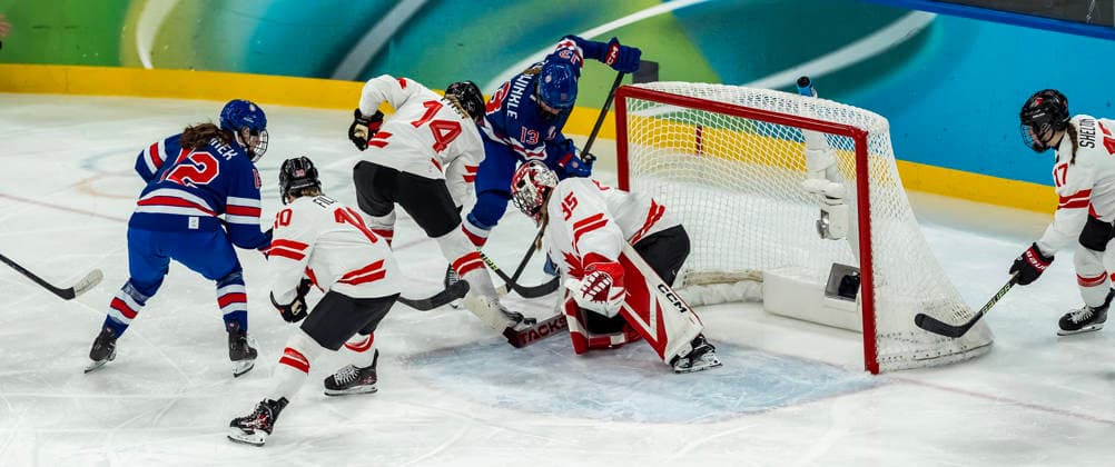 February 19, 2026, Milan, Lombardy, Italy: Goalkeeper Ann-Renee Desbiens 35 of Team Canada saves a goal against Team USA in the Gold Medal Game at the Milano Santagiulia Ice hockey, Eishockey Arena in MILAN, Italy during the 2026 Milano Cortina Winter Olympics. Milan Italy - ZUMAa161 20260219_oly_a161_112 Copyright: xWalterxG.xArcex