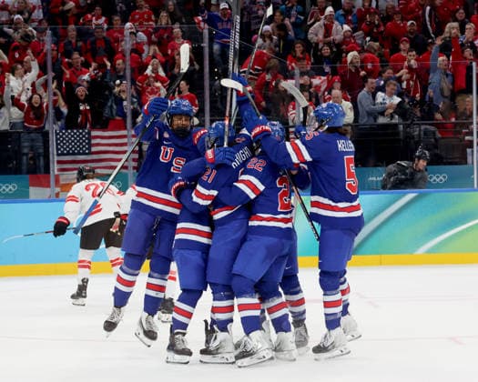 February 19, 2026, Milan, Lombardy, Italy: Hilary Knight 21 of Team United States scored the game tying goal against Team Canada in the women s Ice hockey, Eishockey gold medal game during the Milano Cortina 2026 Olympic Winter games, Winterspiele,Spiele, Summer games at Milano Santagiulia Ice Hockey Arena. Olympics 2026: Milano Cortina: Ice Hockey-Women Finals - Gold Medal Game-USA V CAN  - ZUMAm117 20260219_oly_m117_078 Copyright: xDavidxMcIntyrex