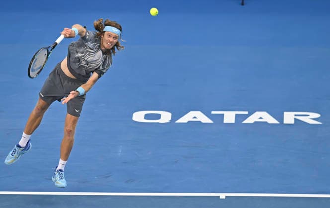 February 19, 2026, Doha, Qatar: Andrey Rublev of Russia plays against Stefanos Tsitsipas of Greece (not in view) during their men s singles quarter final match at the ATP, Tennis Herren Qatar Exxonmobil Open 2026 tennis tournament at the Khalifa International Tennis Complex. Andrey Rublev won against Andrey Rublev 6-3,7-6. ATP Qatar Exxonmobil Open 2026 Tennis Tournament In Doha - 19 Feb 2026  - ZUMAs197 20260219_aaa_s197_190 Copyright: xNoushadxVariyattiyakkalx