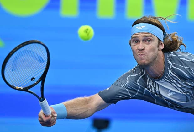 February 19, 2026, Doha, Qatar: Andrey Rublev of Russia plays against Stefanos Tsitsipas of Greece (not in view) during their men s singles quarter final match at the ATP, Tennis Herren Qatar Exxonmobil Open 2026 tennis tournament at the Khalifa International Tennis Complex. Andrey Rublev won against Andrey Rublev 6-3,7-6. ATP Qatar Exxonmobil Open 2026 Tennis Tournament In Doha - 19 Feb 2026  - ZUMAs197 20260219_aaa_s197_220 Copyright: xNoushadxVariyattiyakkalx