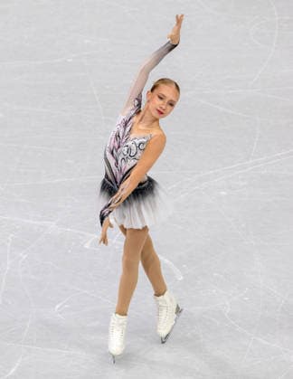 February 19, 2026, Milan, Lombardy, Italy: Finnish figure skater IIDA KARHUNAN performing in the Women s Figure skating, Eiskunstlauf Singles Freeskating at the Milano Cortina 2026 Winter Olympics. Olympics 2026: Milano Cortina: - February 19, 2026  - ZUMAh234 20260219_oly_h234_015 Copyright: xMarkxEdwardxHarrisx