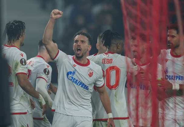 Lille v Crvena Zvezda, UEFA Europa League knock out play-offs 1st leg, season 2025 2026 Strahinja Erakovic (C) cx reacts during the UEFA Europa League 2025 26 League play-offs1st leg match between Lille and FK Crvena Zvezda at Stadium Pierre Mauroy on February 19, 2026 in Lille, France. Lille France Copyright: xPedjaxMilosavljevic STARSPORTx x