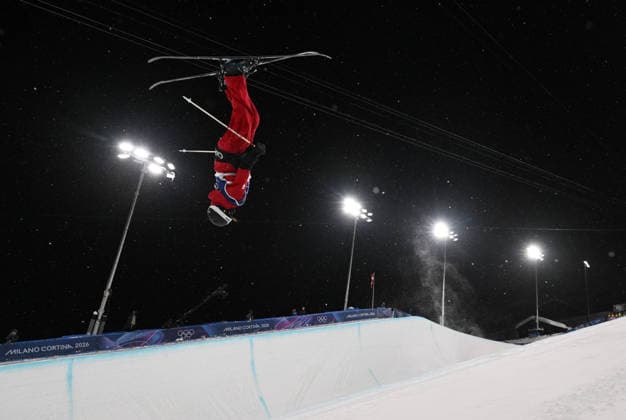 260219 -- LIVIGNO, Feb. 19, 2026 -- Rachael Karker of Canada competes during the qualification of freestyle skiing women s freeski halfpipe at the Milan-Cortina 2026 Olympic Winter games, Winterspiele,Spiele, Summer games in Livigno, Italy, Feb. 19, 2026. MICO2026ITALY-LIVIGNO-OLYMPIC WINTER GAMES-FREESTYLE SKIING-WOMEN S FREESKI HALFPIPE-QUALIFICATION XiaxYifang  (MICO2026)ITALY-LIVIGNO-OLYMPIC WINTER GAMES-FREESTYLE SKIING-WOMEN S FREESKI HALFPIPE-QUALIFICATION IMAGO XiaxYifang  imago images 0848099834