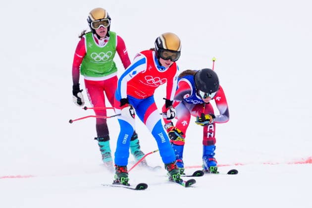February 20, 2026, Livigno, Italy: Canada s Brittany Phelan, right, crosses the finish line behind France s Jade Grillet-Aubert, centre, during the women s ski cross 1 8 finals at the Milano Cortina 2026 Winter Olympic Games, Olympische Spiele, Olympia, OS in Livigno, Italy, Friday, Feb. 20, 2026. Canada News - February 20, 2026  - ZUMAc35_ 20260220_zaf_c35_006 Copyright: xSeanxKilpatrickx