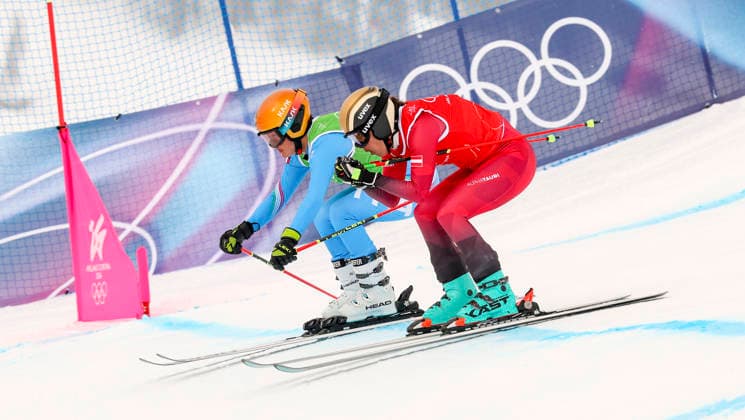 OLYMPICS - Winter Olympic Games, Olympische Spiele, Olympia, OS Milano Cortina 2026 LIVIGNO,ITALY,20.FEB.26 - OLYMPICS, SKI CROSS - Winter Olympic Games Milano Cortina 2026, Skicross, women, qualification. Image shows Jole Galli (ITA) and Katrin Ofner (AUT).  GEPAxpictures xHaraldxSteiner