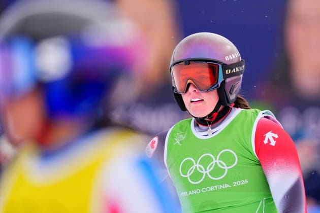 February 20, 2026, Livigno, Italy: Canada s Marielle Thompson reacts as she s eliminated from competition during the women s ski cross quarterfinals at the Milano Cortina 2026 Winter Olympic Games, Olympische Spiele, Olympia, OS in Livigno, Italy, Friday, Feb. 20, 2026. Canada News - February 20, 2026  - ZUMAc35_ 20260220_zaf_c35_010 Copyright: xSeanxKilpatrickx