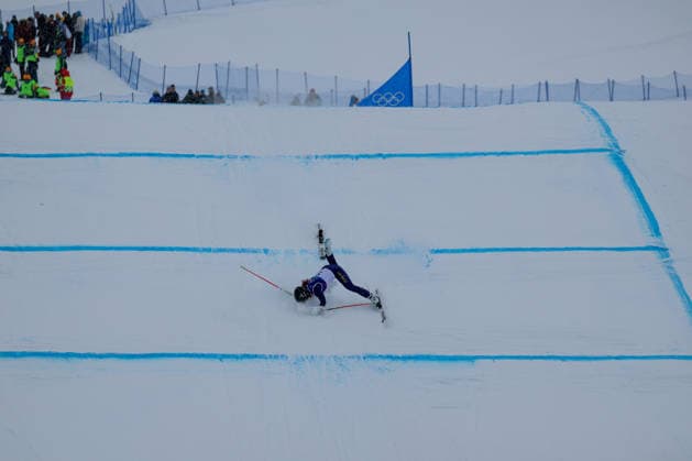 Livigno, Italien 20. Februar 2026: Ski Freestyle Ski Cross Frauen - Olympia 2026 Im Bild: Makiko Arai (JPN) stürzt. Snow Park *** Livigno, Italy February 20, 2026 Ski Freestyle Ski Cross Women Olympia 2026 In the picture Makiko Arai JPN crashes Snow Park Copyright: xFotostandx xHettichx