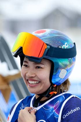 Livigno, Italien 20. Februar 2026: Ski Freestyle Ski Cross Frauen - Olympia 2026 Im Bild: Sakurako Mukogawa (JPN) lachend. Snow Park *** Livigno, Italy February 20, 2026 Ski Freestyle Ski Cross Women Olympia 2026 In the picture Sakurako Mukogawa JPN laughing Snow Park Copyright: xFotostandx xHettichx