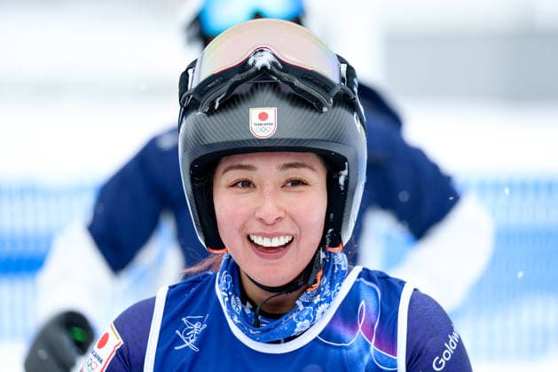 Livigno, Italien 20. Februar 2026: Ski Freestyle Ski Cross Frauen - Olympia 2026 Im Bild: Makiko Arai (JPN) lachend im Ziel. Snow Park *** Livigno, Italy 20 February 2026 Ski Freestyle Ski Cross Women Olympia 2026 In the picture Makiko Arai JPN laughing at the finish line Snow Park Copyright: xFotostandx xHettichx