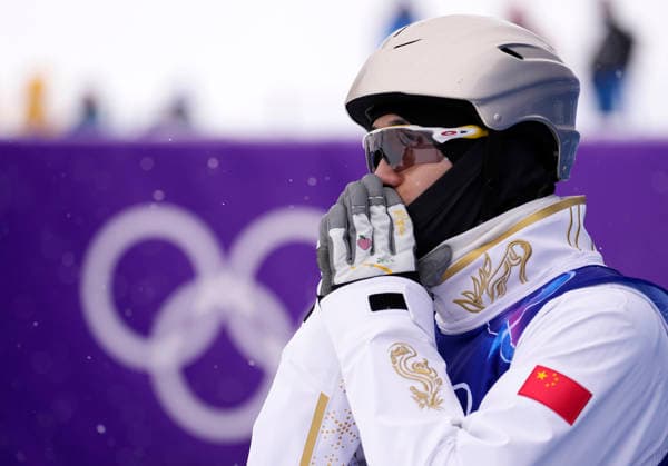 (260220) -- LIVIGNO, Feb. 20, 2026 -- Wang Xindi of China reacts during the freestyle skiing men s aerials qualification 1 at the Milan-Cortina 2026 Olympic Winter games, Winterspiele,Spiele, Summer games in Livigno, Italy, Feb. 20, 2026. ) (MICO2026)ITALY-LIVIGNO-OLYMPIC WINTER GAMES-FREESTYLE SKIING-MEN S AERIALS-QUALIFICATION HuxChao 