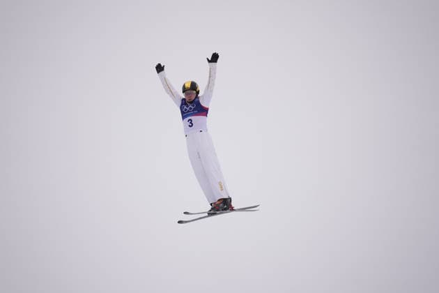 (260220) -- LIVIGNO, Feb. 20, 2026 -- Qi Guangpu of China competes during the freestyle skiing men s aerials qualification 1 at the Milan-Cortina 2026 Olympic Winter games, Winterspiele,Spiele, Summer games in Livigno, Italy, Feb. 20, 2026. ) (MICO2026)ITALY-LIVIGNO-OLYMPIC WINTER GAMES-FREESTYLE SKIING-MEN S AERIALS-QUALIFICATION HuxChao 