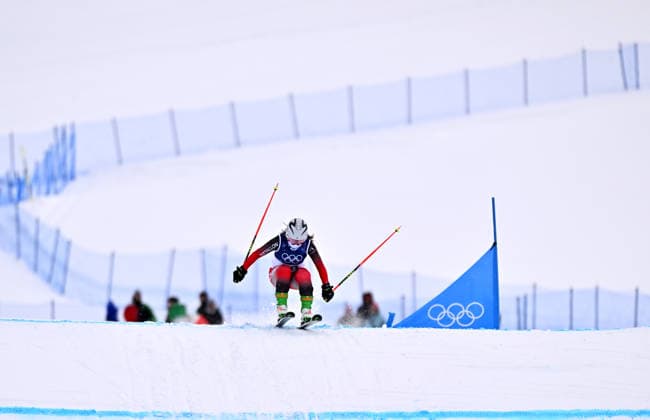 (260220) -- LIVIGNO, Feb. 20, 2026 -- Zhang Xuelian of China competes during the freestyle skiing women s ski cross seeding at the Milan-Cortina 2026 Olympic Winter games, Winterspiele,Spiele, Summer games in Livigno, Italy, Feb. 20, 2026. ) (MICO2026)ITALY-LIVIGNO-OLYMPIC WINTER GAMES-FREESTYLE SKIING-WOMEN S SKI CROSS-SEEDING ZhangxHongxiang 