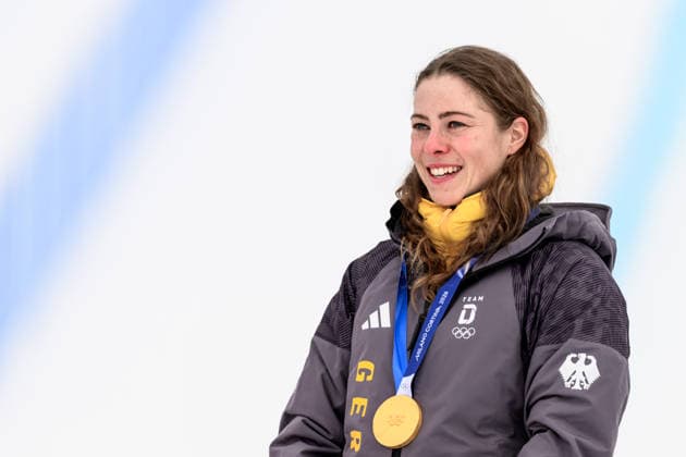 260220 Daniela Maier of Germany celebrates with her gold medal on the podium after first place in women s freestyle skiing ski cross final during day 14 of the 2026 Winter Olympics on February 20, 2026 in Livigno. Photo: Vegard Grott BILDBYRAN kod VG VG0888 bbeng Olympic Games, Olympische Spiele, Olympia, OS olympics winter olympics os ol olympiska spel vinter-os olympiske leker milano cortina 2026 milan cortina 2026 milano cortina 2026 olympic games milano cortina 2026 winter olympic games milano cortina-os milano cortina-ol vinter-ol ski cross freestyle skiing skicross dam final guld gold jubel *** 260220 Daniela Maier of Germany celebrates with her gold medal on the podium after first place in women s freestyle skiing ski cross final during day 14 of the 2026 Winter Olympics on February 20, 2026 in Livigno Photo Vegard Grott BILDBYRAN kod VG VG0888 bbeng olympic games olympics winter olympics os ol olympiska spel vinter os olympiske leker milano cortina 2026 milan cortina 2026 milano cortina 2026 olympic games milano cortina 2026 winter olympic games milano cortina os milano cortina ol vinter ol ski cross freestyle skiing skicross dam final guld gold jubel  Copyright: VEGARDxGRoTT BB260220VG077