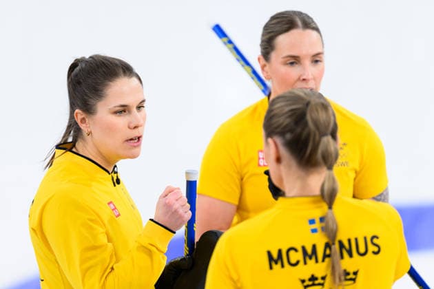 260220 Anna Hasselborg, Sofia Scharback and Sara McManus of Sweden competes in a women s semifinal curling match between Canada and Sweden during day 14 of the 2026 Winter Olympics on February 20, 2026 in Cortina. Photo: Jon Olav Nesvold BILDBYRAN COP 217 JE0127 curling Olympic Games, Olympische Spiele, Olympia, OS olympics winter olympics os ol olympiska spel vinter-os olympiske leker milano cortina 2026 milan cortina 2026 milano cortina 2026 olympic games milano cortina 2026 winter olympic games milano cortina-os milano cortina-ol vinter-ol 14 bbeng sverige sweden kanada canada dam *** 260220 Anna Hasselborg, Sofia Scharback and Sara McManus of Sweden competes in a women s semifinal curling match between Canada and Sweden during day 14 of the 2026 Winter Olympics on February 20, 2026 in Cortina Photo Jon Olav Nesvold BILDBYRAN COP 217 JE0127 curling olympic games olympics winter olympics os ol olympiska spel vinter os olympiske leker milano cortina 2026 milan cortina 2026 milano cortina 2026 olympic games milano cortina 2026 winter olympic games milano cortina os milano cortina ol olympiska spel vinter ol 14 bbeng sverige sweden kanada canada dam  Copyright: JONxOLAVxNESVOLD BB260220JE010