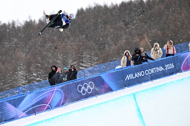 2026 WINTER Olympic Games, Olympische Spiele, Olympia, OS Ben Harrington of New Zealand competes in the Men™s Ski Halfpipe qualifier at Livigno Snow Park, on day 14 of the 2026 Milano Cortina Winter Olympic Games in Italy, Friday, February 20, 2026. ( NO ARCHIVING, EDITORIAL USE ONLY LIVIGNO SONDRIO ITALY  Copyright: xDANxHIMBRECHTSx 20260221163106629485