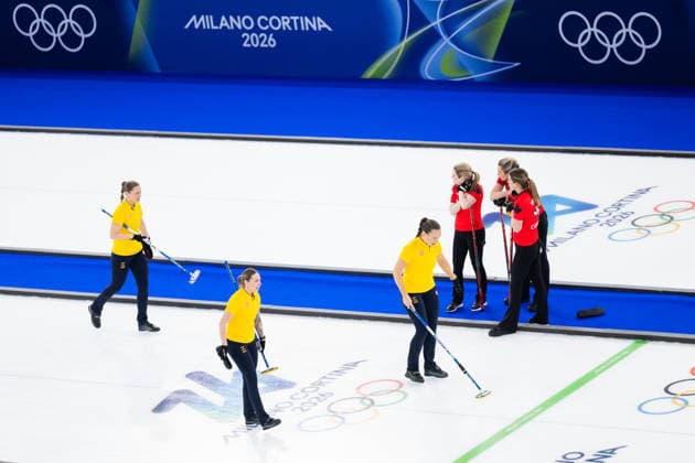 260220 Sara McManus, Sofia Scharback and Agnes Knochenhauer of Sweden competes in a women s semifinal curling match between Canada and Sweden during day 14 of the 2026 Winter Olympics on February 20, 2026 in Cortina. Photo: Jon Olav Nesvold BILDBYRAN COP 217 JE0127 curling Olympic Games, Olympische Spiele, Olympia, OS olympics winter olympics os ol olympiska spel vinter-os olympiske leker milano cortina 2026 milan cortina 2026 milano cortina 2026 olympic games milano cortina 2026 winter olympic games milano cortina-os milano cortina-ol vinter-ol 14 bbeng sverige sweden kanada canada dam *** 260220 Sara McManus, Sofia Scharback and Agnes Knochenhauer of Sweden competes in a women s semifinal curling match between Canada and Sweden during day 14 of the 2026 Winter Olympics on February 20, 2026 in Cortina Photo Jon Olav Nesvold BILDBYRAN COP 217 JE0127 curling olympic games olympics winter olympics os ol olympiska spel vinter os olympiske leker milano cortina 2026 milan cortina 2026 milano cortina 2026 olympic games milano cortina 2026 winter olympic games milano cortina os milano cortina ol olympiska spel vinter ol 14 bbeng sverige sweden kanada canada dam  Copyright: JONxOLAVxNESVOLD BB260220JE028