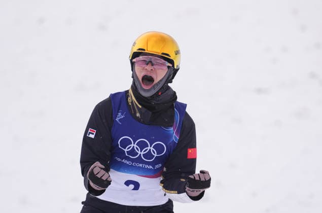(260220) -- LIVIGNO, Feb. 20, 2026 -- Li Tianma of China reacts during the freestyle skiing men s aerials final 2 at the Milan-Cortina 2026 Olympic Winter games, Winterspiele,Spiele, Summer games in Livigno, Italy, Feb. 20, 2026. ) (MICO2026)ITALY-LIVIGNO-OLYMPIC WINTER GAMES-FREESTYLE SKIING-MEN S AERIALS-FINAL HuxChao 